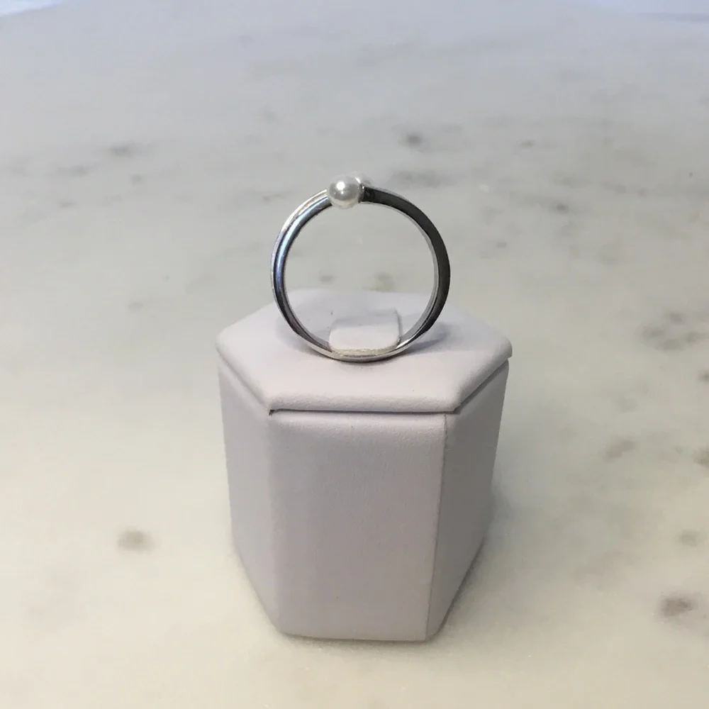 Sterling Silver Cz & Simulated Pearl Ring - Picture 11 of 15